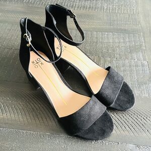 XOXO Black Block Heel Sandals Women’s 7 | Open Toe Ankle Strap Dress Shoes